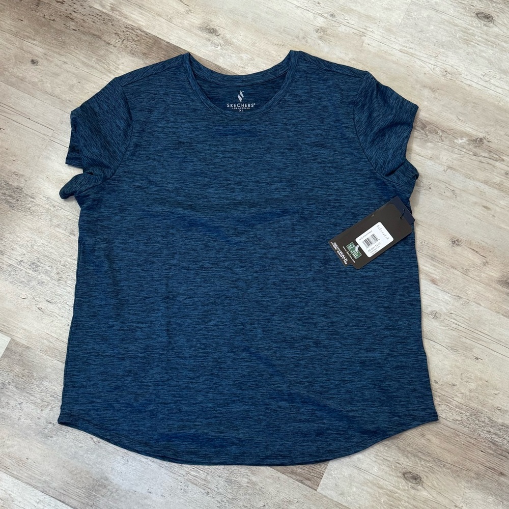NWT sketchers shirt xl